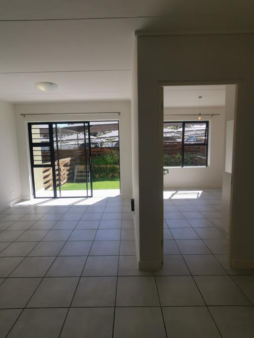 1 Bedroom Property for Sale in Admirals Park Western Cape